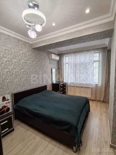 Сдаётся 2-комн. новостройка 72 м², м. Нефтчиляр, photo 10 from 18