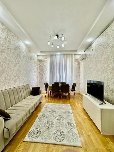 Satılır 2 otaqlı yeni tikili 56 m², Qara Qarayev m., photo 1 from 9