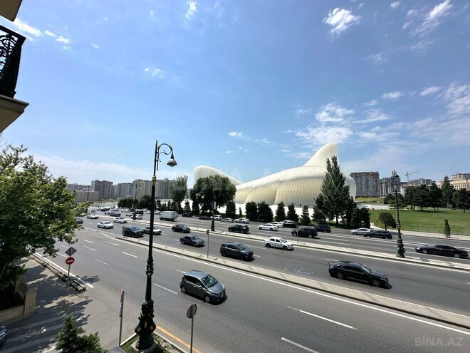 Satılır 3 otaqlı köhnə tikili 75 m², Nəriman Nərimanov m., photo 1 from 15