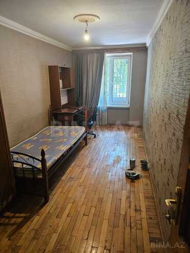 Продаётся 3-комн. вторичка 70 м², м. Иншаатчылар, photo 9 from 16