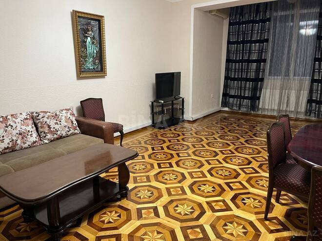 İcarəyə verilir 2 otaqlı köhnə tikili 75 m², Gənclik m., photo 3 from 18