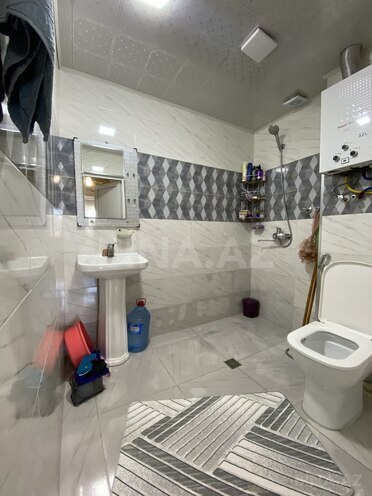 Продаётся 3-комн. вторичка 63 м², м. Ази Асланов, photo 17 from 18