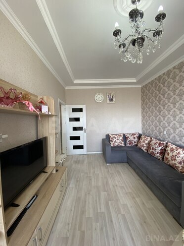 Продаётся 3-комн. вторичка 63 м², м. Ази Асланов, photo 1 from 18