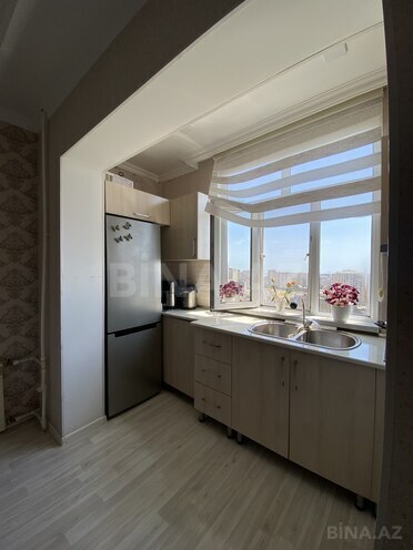 Продаётся 3-комн. вторичка 63 м², м. Ази Асланов, photo 5 from 18