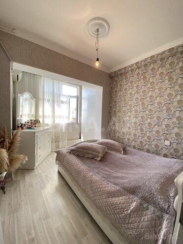 Продаётся 3-комн. вторичка 63 м², м. Ази Асланов, photo 13 from 18