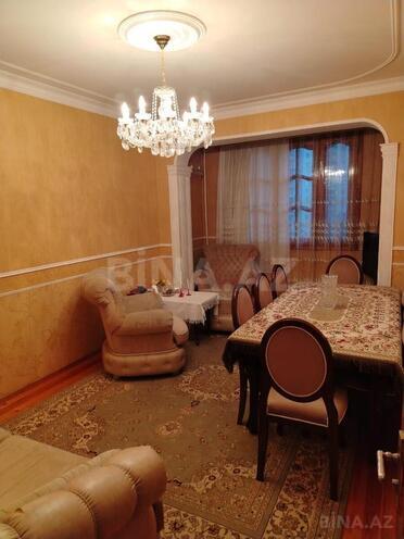 Satılır 2 otaqlı köhnə tikili 65 m², Nərimanov r., photo 1 from 17