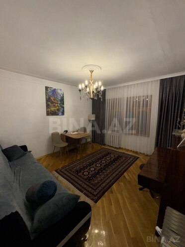 Satılır 3 otaqlı köhnə tikili 55 m², Qaraçuxur q., photo 1 from 32