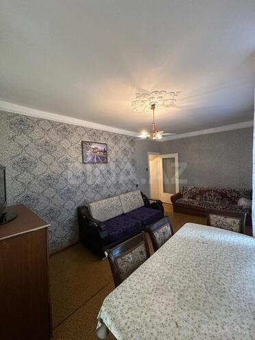 İcarəyə verilir 2 otaqlı köhnə tikili 55 m², Həzi Aslanov m., photo 1 from 13