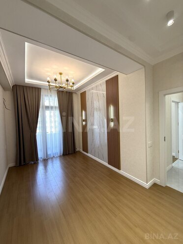 Продаётся 2-комн. новостройка 65 м², м. Кара Караев, photo 1 from 17