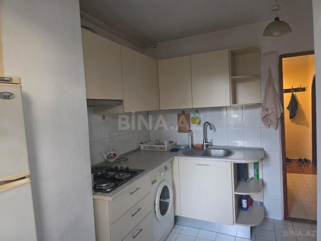 Сдаётся 1-комн. вторичка 35 м², м. Нефтчиляр, photo 10 from 13