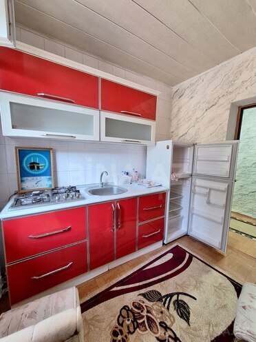 Satılır 1 otaqlı köhnə tikili 40 m², Gənclik m., photo 4 from 9