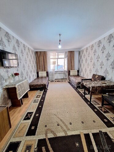 Satılır 1 otaqlı köhnə tikili 40 m², Gənclik m., photo 1 from 9