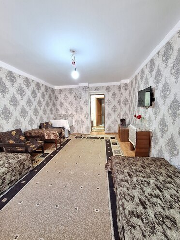 Satılır 1 otaqlı köhnə tikili 40 m², Gənclik m., photo 3 from 9