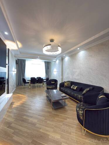 Продаётся 2-комн. новостройка 98 м², м. 8 ноября, photo 1 from 17