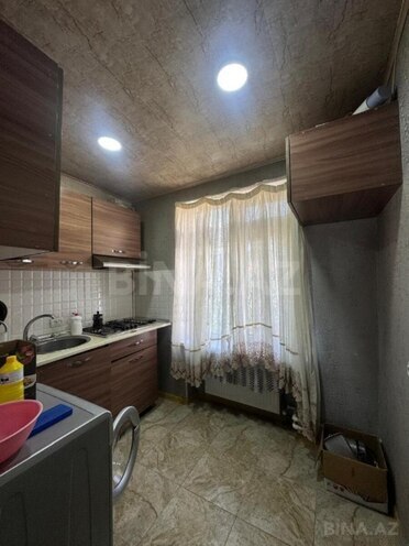 Satılır 3 otaqlı köhnə tikili 75 m², İnşaatçılar m., photo 13 from 16