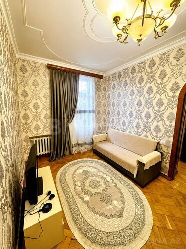 İcarəyə verilir 2 otaqlı köhnə tikili 60 m², Sahil m., photo 1 from 9