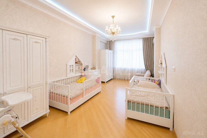 Продаётся 4-комн. новостройка 225 м², м. Элмляр Академиясы, photo 10 from 14