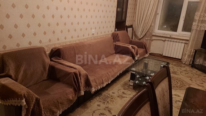 Satılır 2 otaqlı köhnə tikili 65 m², Xalqlar Dostluğu m., photo 3 from 9