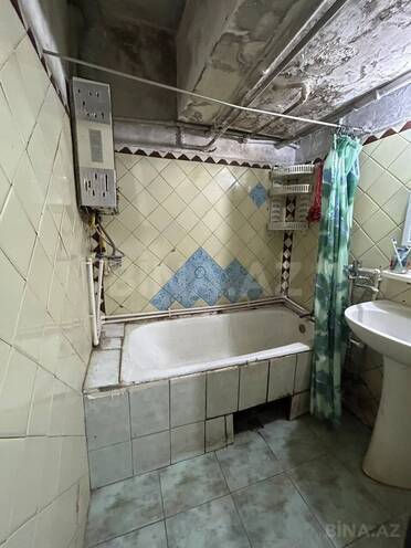 Satılır 2 otaqlı köhnə tikili 60 m², Xalqlar Dostluğu m., photo 12 from 13