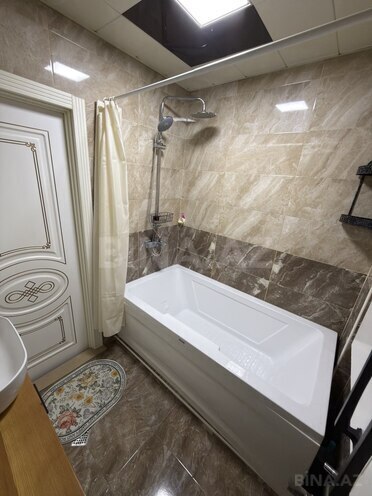 Продаётся 2-комн. новостройка 70 м², м. Кара Караев, photo 12 from 17