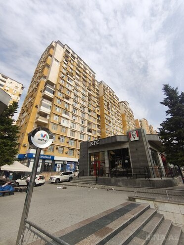 Продаётся 3-комн. новостройка 148 м², м. Ази Асланов, photo 1 from 27