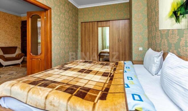 Satılır 3 otaqlı köhnə tikili 70 m², İçəri Şəhər m., photo 8 from 16