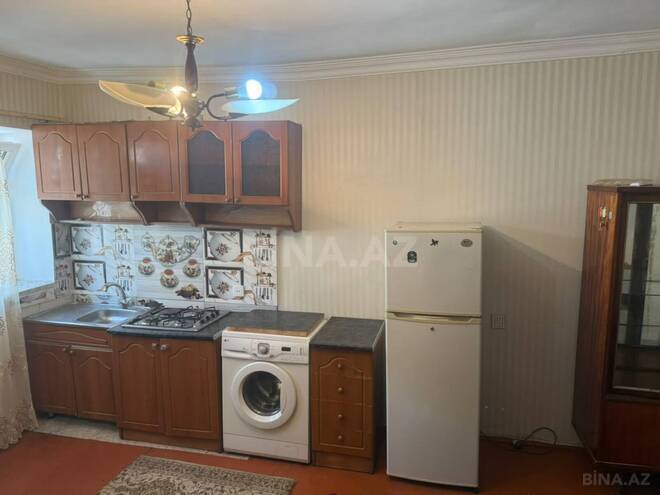 İcarəyə verilir 2 otaqlı həyət evi/bağ evi 65 m², İnşaatçılar m., photo 3 from 7