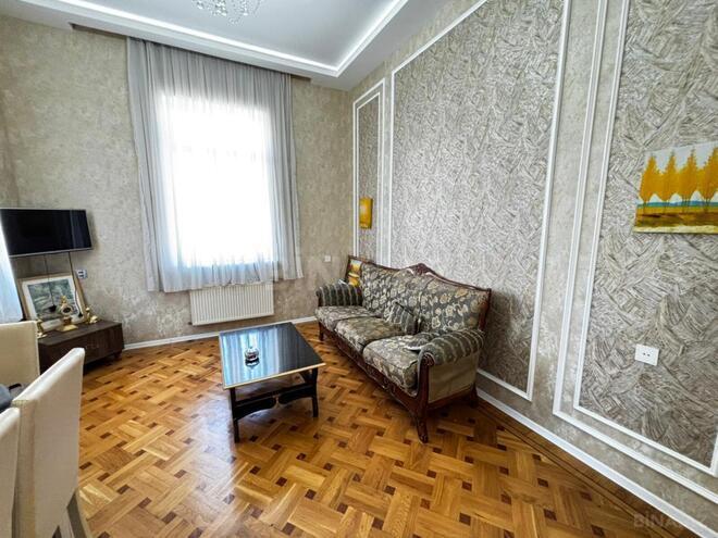 Сдаётся 2-комн. вторичка 45 м², м. Ичеришехер, photo 7 from 16