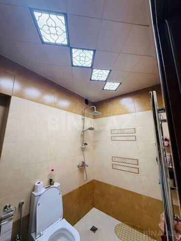 Satılır 4 otaqlı köhnə tikili 125 m², Səbail r., photo 12 from 17