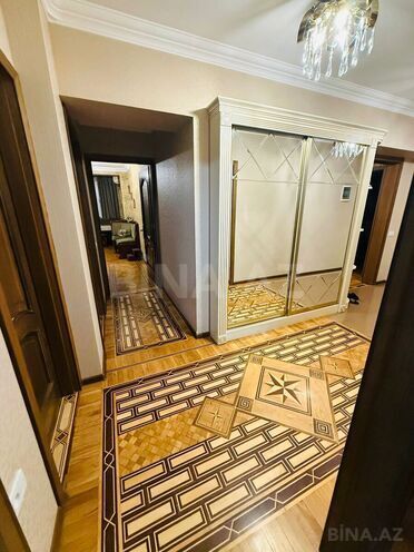 Satılır 4 otaqlı köhnə tikili 125 m², Səbail r., photo 9 from 17