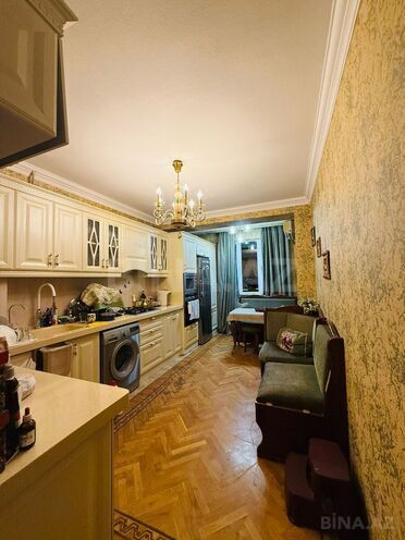 Satılır 4 otaqlı köhnə tikili 125 m², Səbail r., photo 14 from 17