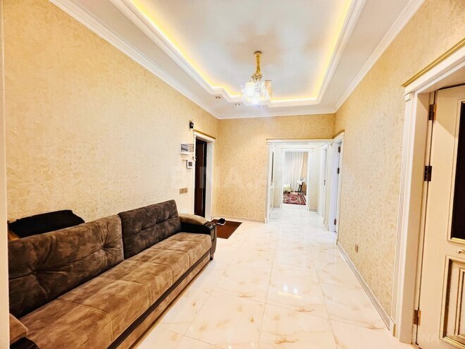 İcarəyə verilir 3 otaqlı yeni tikili 137 m², İnşaatçılar m., photo 4 from 14
