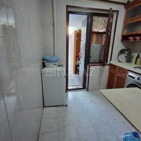 Satılır 3 otaqlı köhnə tikili 70 m², Neftçilər m., photo 12 from 32