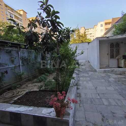 Satılır 3 otaqlı köhnə tikili 70 m², Neftçilər m., photo 9 from 32