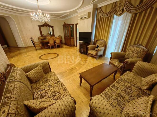 Сдаётся 3-комн. новостройка 120 м², м. Элмляр Академиясы, photo 5 from 17