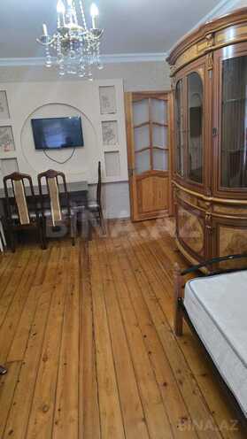 Сдаётся 2-комн. вторичка 50 м², м. Кара Караев, photo 1 from 10