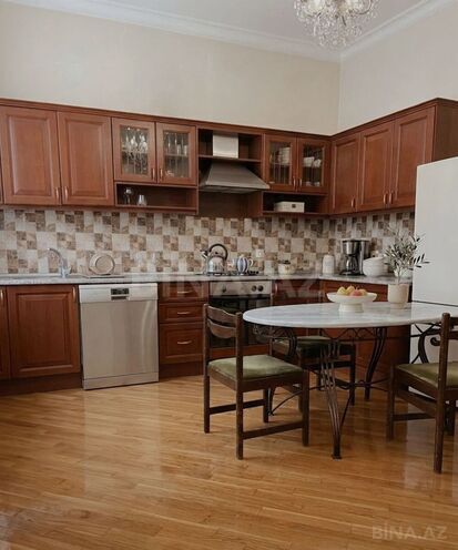 Продаётся 6-комн. дом/дача 240 м², м. Иншаатчылар, photo 12 from 15