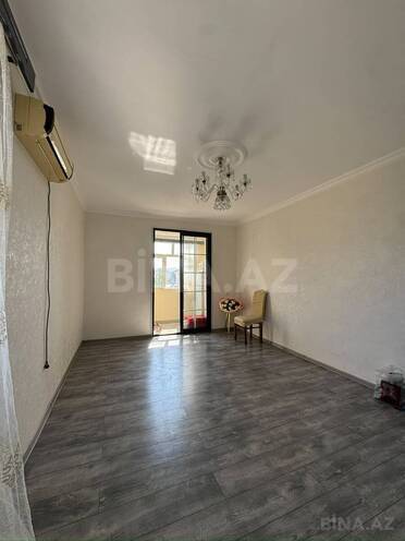 Satılır 2 otaqlı köhnə tikili 45 m², Avtovağzal m., photo 1 from 13