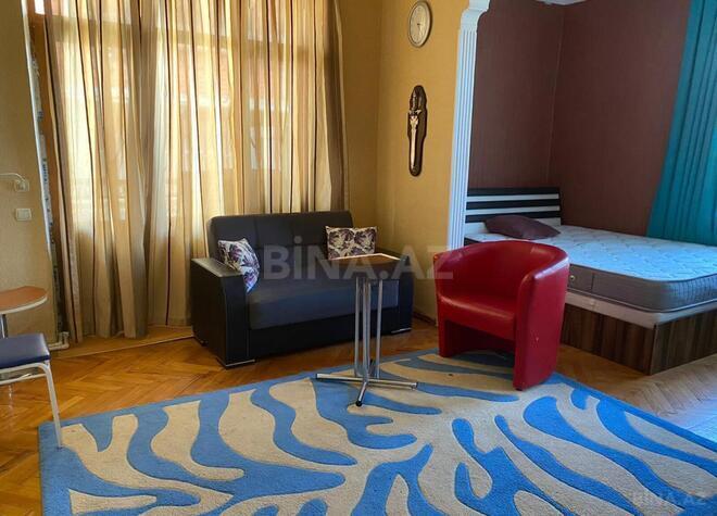 Продаётся 1-комн. вторичка 45 м², м. Элмляр Академиясы, photo 3 from 11