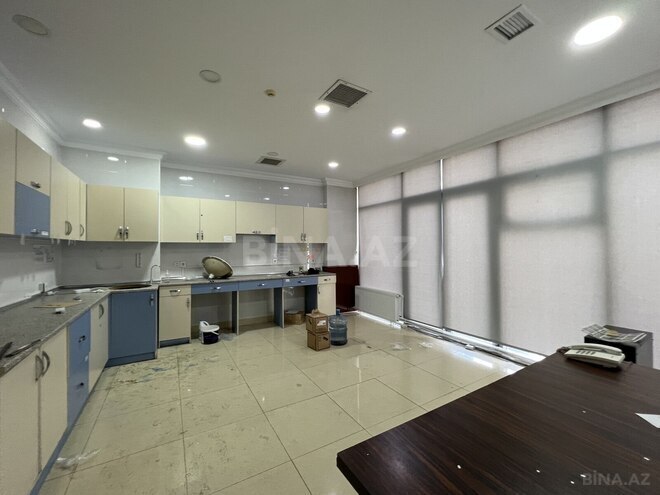 Сдаётся  объект 800 м², м. Элмляр Академиясы, photo 10 from 28