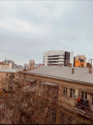 Satılır 3 otaqlı köhnə tikili 80 m², 28 May m., photo 1 from 9