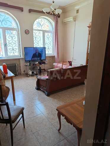 Satılır 7 otaqlı həyət evi/bağ evi 300 m², Novxanı q., photo 15 from 19