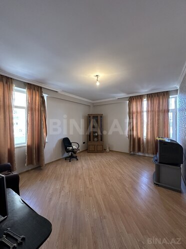 Продаётся 3-комн. новостройка 141 м², Абшеронcкий  р., photo 1 from 15