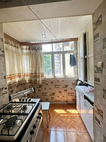 Продаётся 1-комн. вторичка 38 м², м. Элмляр Академиясы, photo 12 from 15