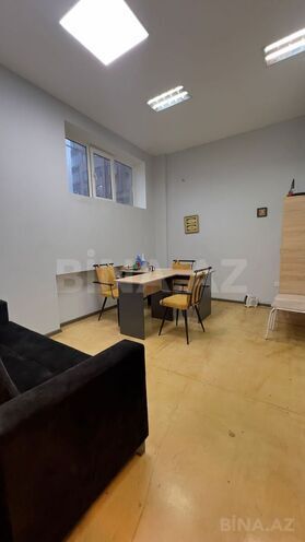 Продаётся 6-комн. офис 357 м², м. Иншаатчылар, photo 1 from 17