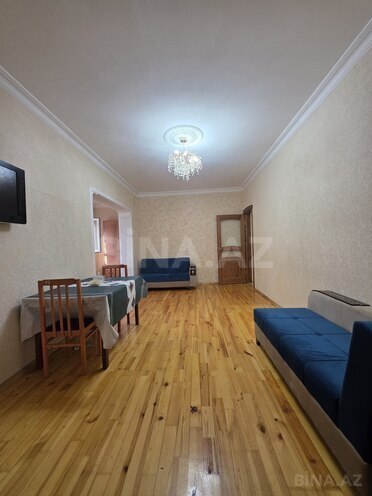 Сдаётся 2-комн. вторичка 65 м², м. Иншаатчылар, photo 3 from 9