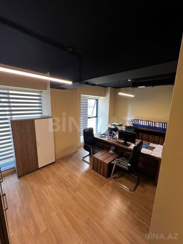 Сдаётся 3-комн. офис 90 м², м. Иншаатчылар, photo 3 from 13