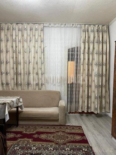 İcarəyə verilir 1 otaqlı köhnə tikili 45 m², 28 May m., photo 1 from 9