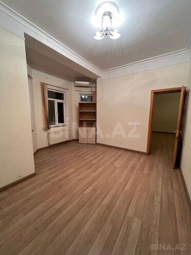 Сдаётся 5-комн. офис 160 м², м. Низами, photo 1 from 24