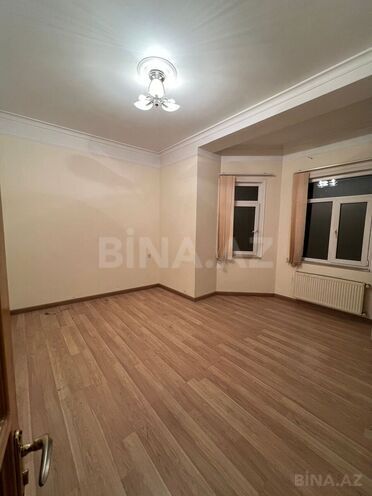 Сдаётся 5-комн. офис 160 м², м. Низами, photo 11 from 24